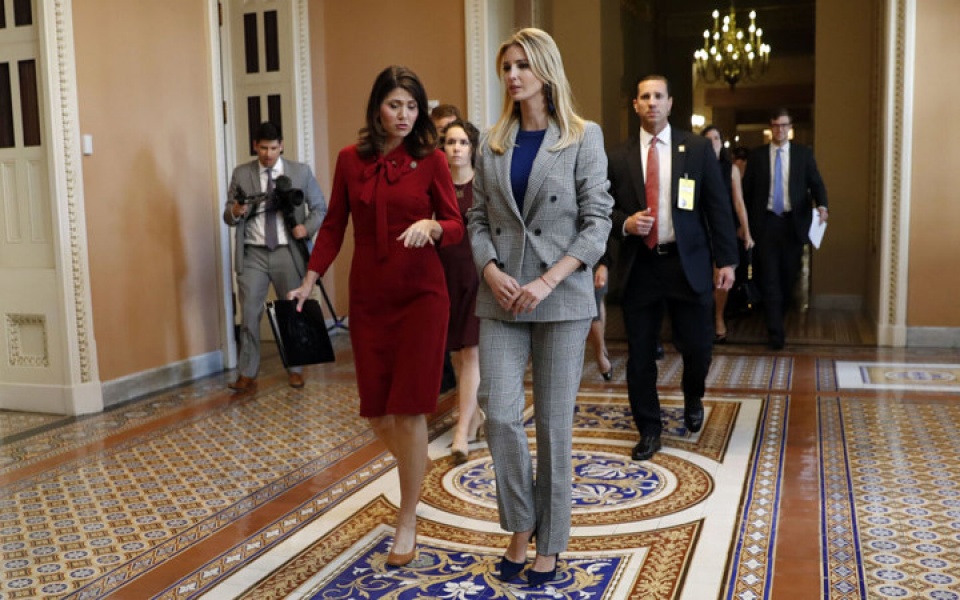 phong cach thoi trang ngoai giao cua ivanka trump