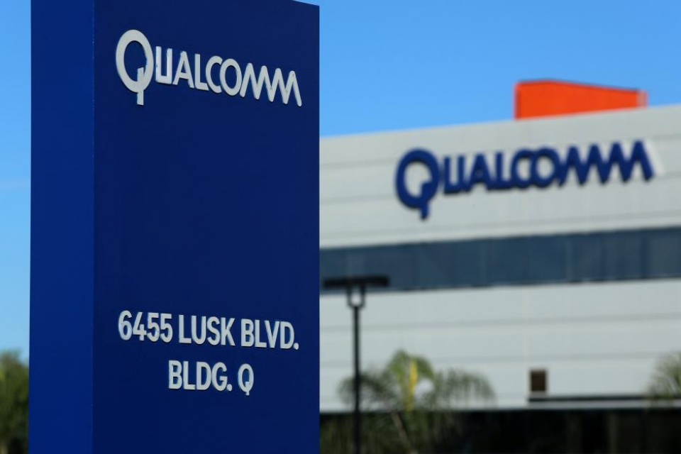 qualcomm duoc du ban minh voi gia ky luc