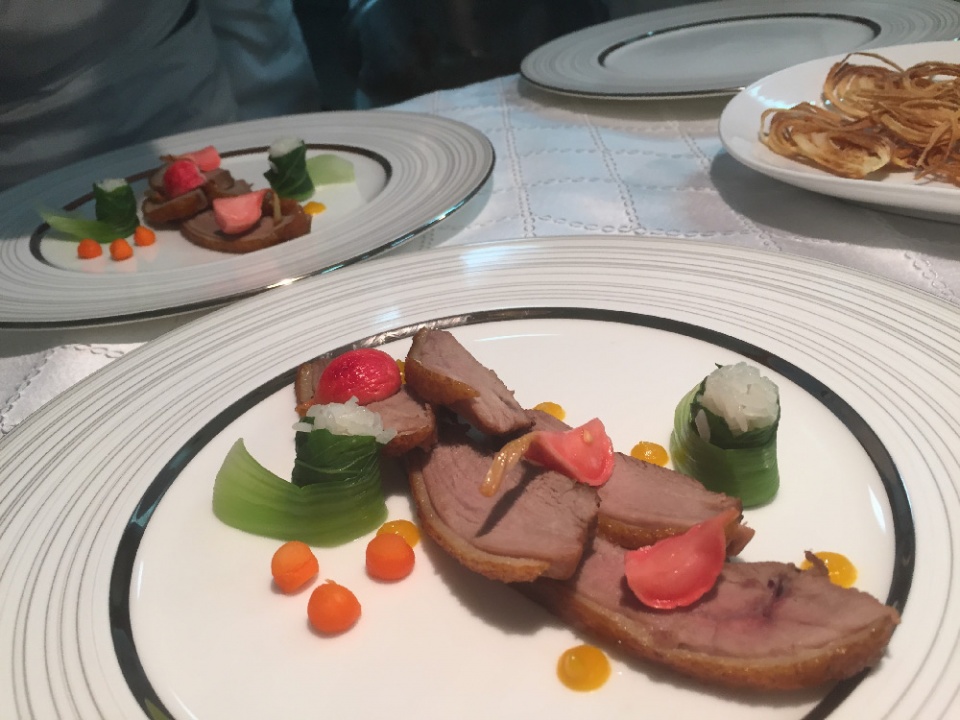 nu nghe nhan tiet lo bi quyet chon mon thet dai lanh dao apec