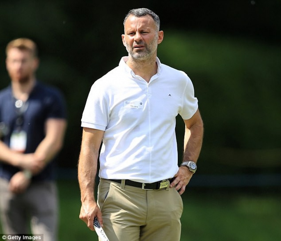 bao anh noi gi ve viec ryan giggs lam giam doc pvf