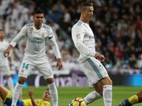 ronaldo tro thanh cau thu dau tien ghi 100 ban cho real madrid