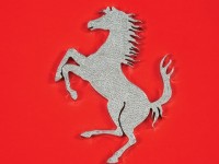 “Choáng” trước cuốn sách Ferrari giá hơn 4 tỷ đồng