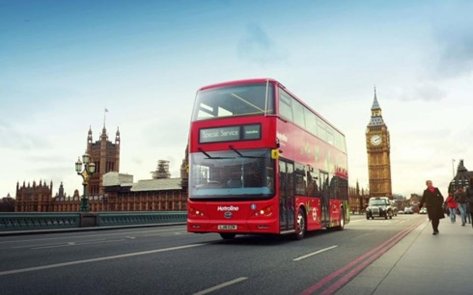 xe bus do bieu tuong cua london su dung nhien lieu tu ba ca phe