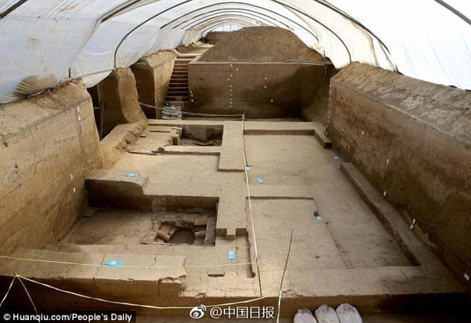 phong tam xa hoa cua hoang de nha tan