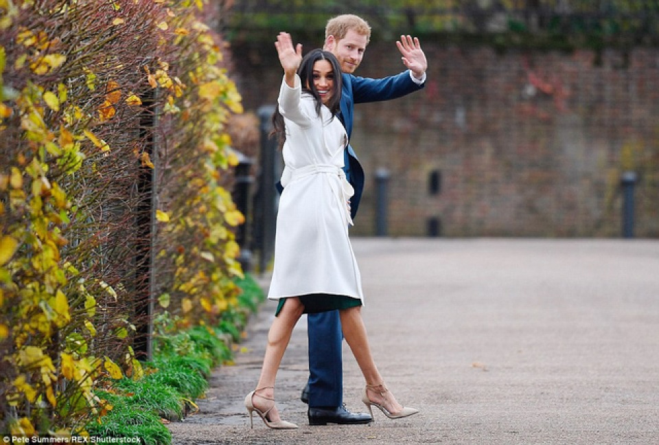 hoang tu harry va vi hon the ra mat sau thong bao le cuoi