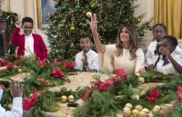 nhung giang sinh dau tien o nha trang tu thoi kennedy toi trump