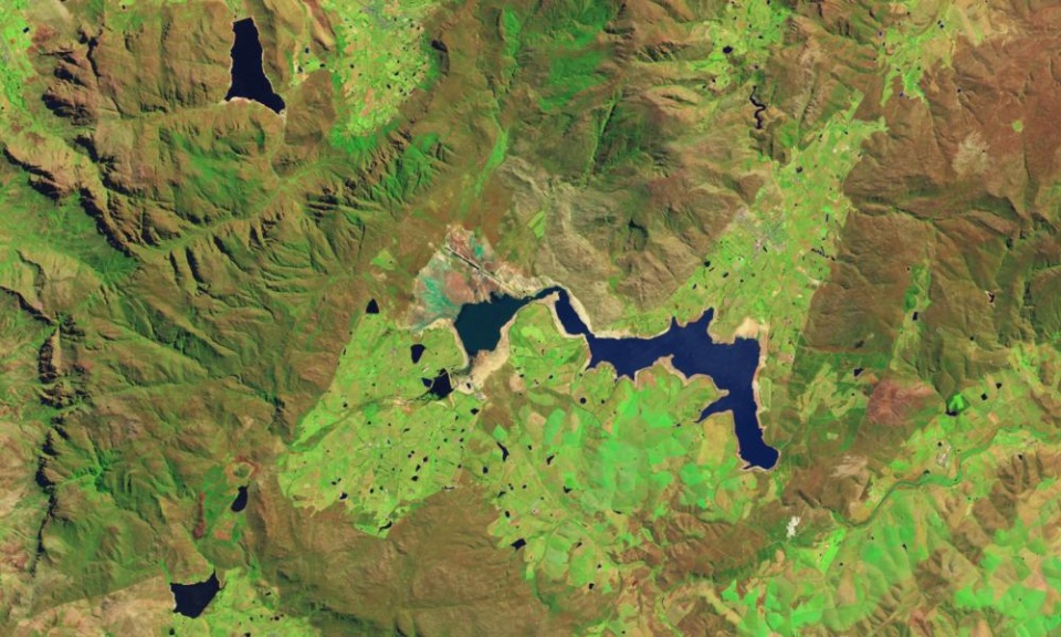 trai dat nhung hinh anh song dong nhin tu ve tinh