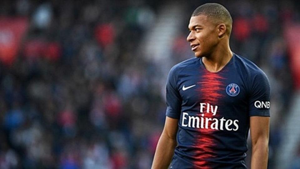 kylian mbappe dan dau danh sach cau thu xuat sac nhat chau au mua giai 20182019
