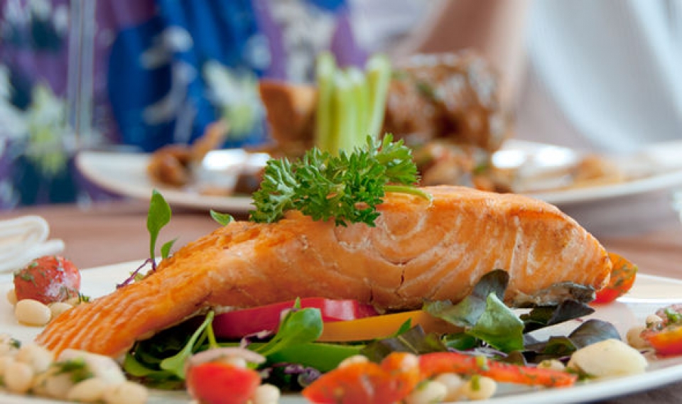 an ca hoi ca moi giup giam cac trieu chung hen suyen o tre em