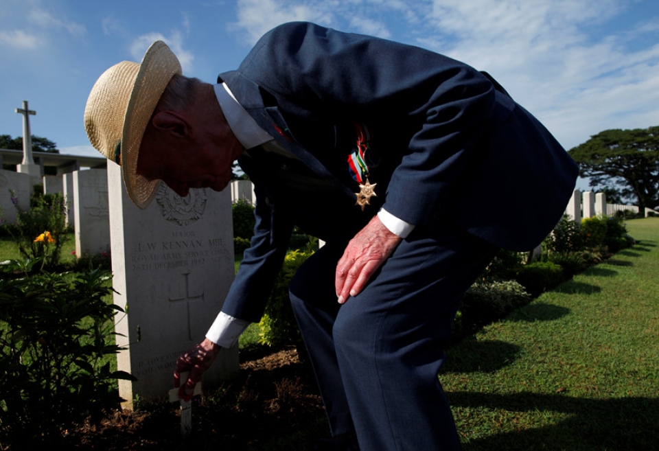 nhung bong hoa trong ngay the gioi ky niem ket thuc the chien i