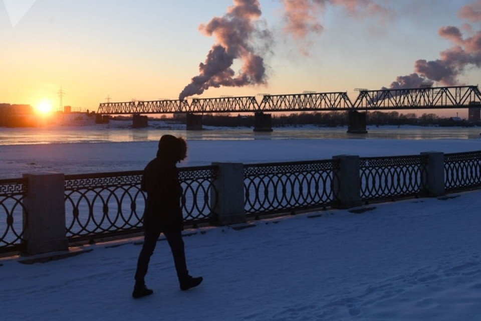 nga canh ba chua bang gia dep an tuong luc chom dong