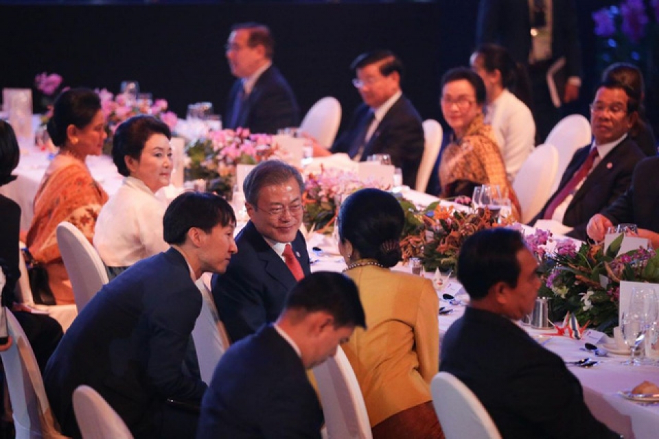 nhung ngay hop ban ron cua cac nha lanh dao the gioi tai singapore