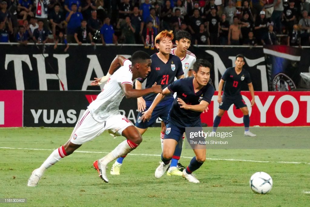 chi ra diem yeu cua doi nha bao chi uae bi quan truoc tran dau voi tuyen viet nam