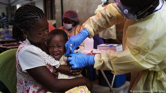 Israel và Đức tìm ra phương pháp nâng cao hiệu quả của vaccine phòng Ebola israel va duc tim ra phuong phap nang cao hieu qua cua vaccine phong ebola