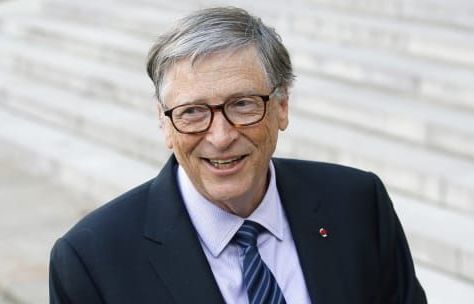 chiu thiet hai tu canh tranh thuong mai huawei bat ngo duoc bill gates khen tang