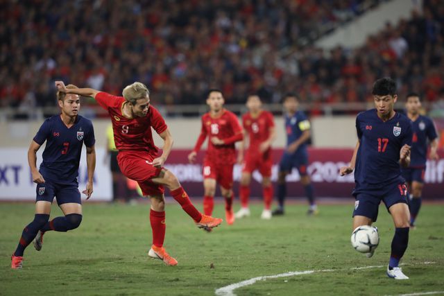 bao trung quoc ngo ngang truoc su thang tien cua tuyen viet nam