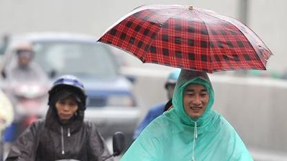 Dự báo thời tiết ngày và đêm nay(16/11): Cả nước có mưa; riêng Bắc Bộ, Bắc Trung Bộ mưa rất to, trời lạnh và rét