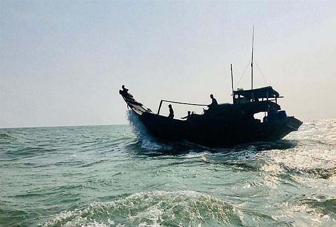 Dự báo thời tiết biển ngày và đêm nay (18/11):