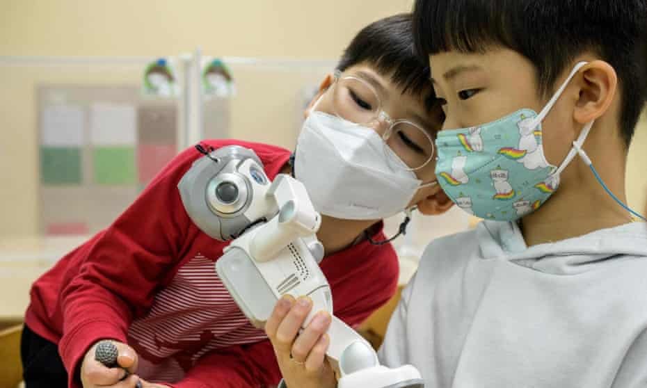 Hàn Quốc thử nghiệm robot trợ giảng giúp trẻ mầm non trải nghiệm công nghệ
