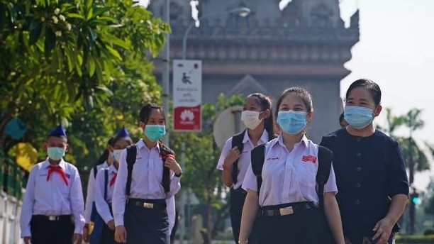 lao tang toc tiem vaccine ngua covid19 cho tre em 1217 tuoi de dua hoc sinh tro lai truong