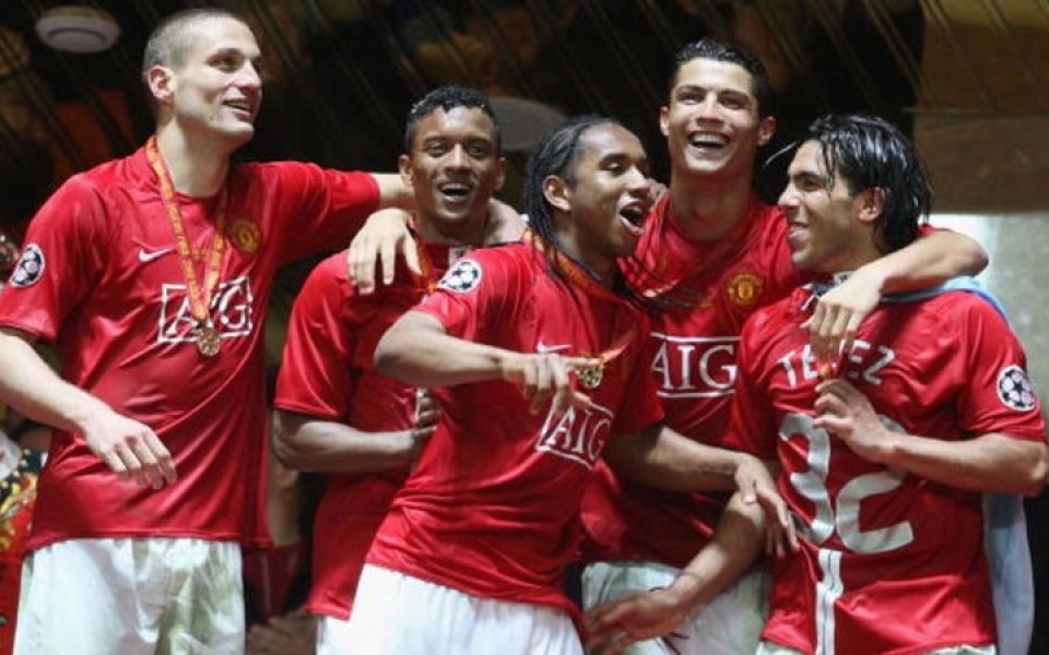 nhung clb thang lien tiep dai nhat lich su premier league