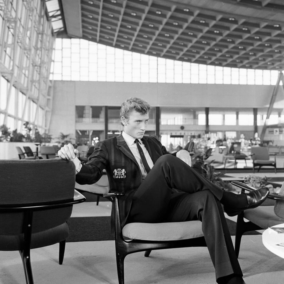 cuoc doi huyen thoai nhac rock nguoi phap johnny hallyday qua nhung buc hinh