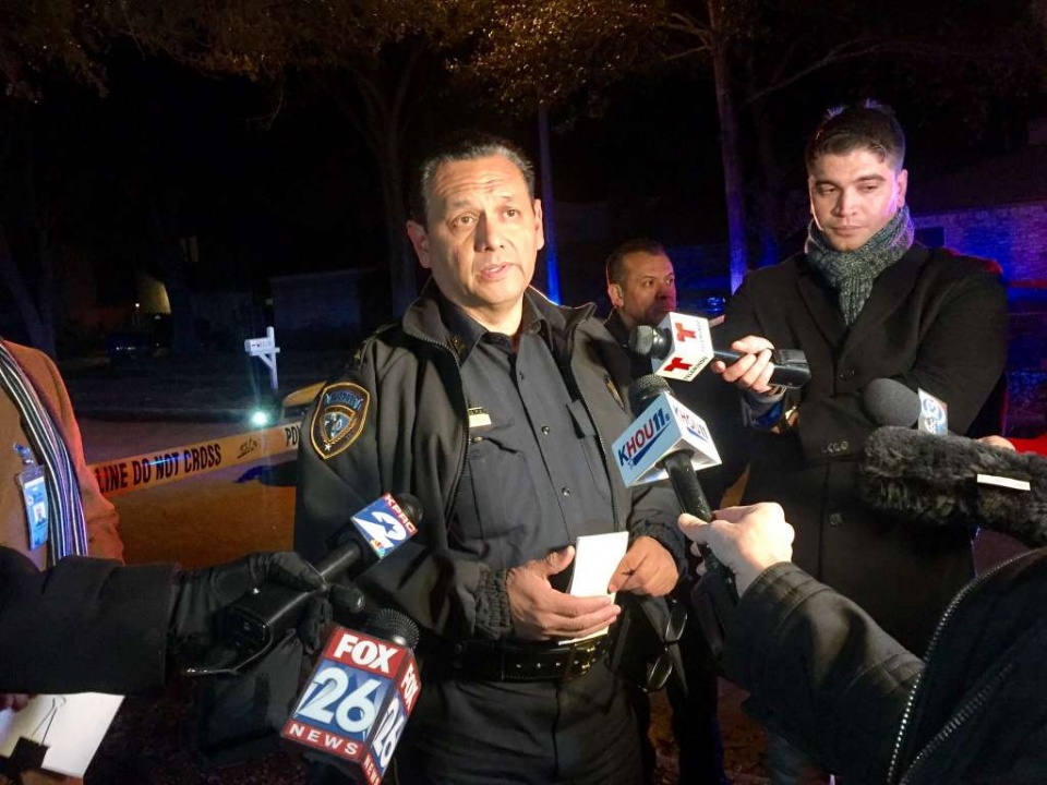 xa sung tai houston lam 3 nguoi thiet mang