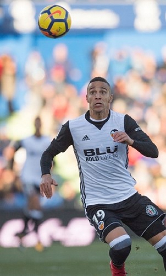 cuoc dua vua pha luoi la liga ronaldo chao thua sieu nhan messi