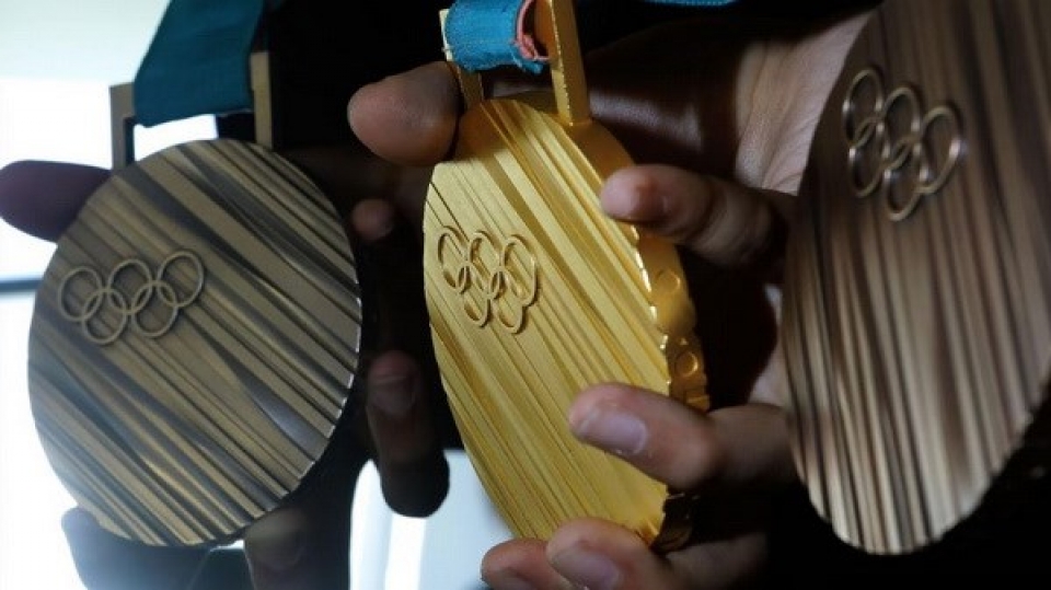 cong bo cac thiet ke va mau qua tang tai olympic va paralympic 2018