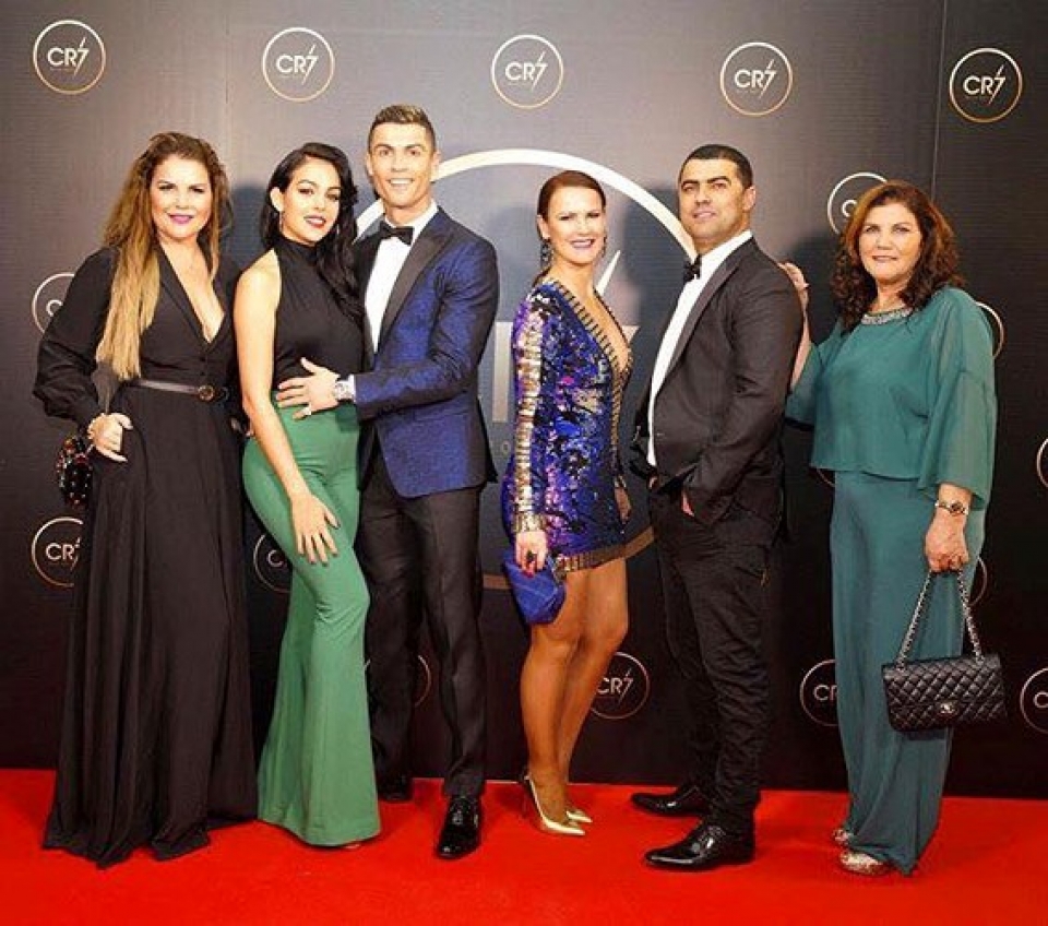 cr7 to chuc tiec mung nam 2017 dai thanh cong