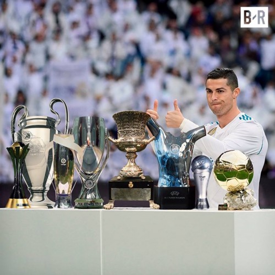 cr7 to chuc tiec mung nam 2017 dai thanh cong