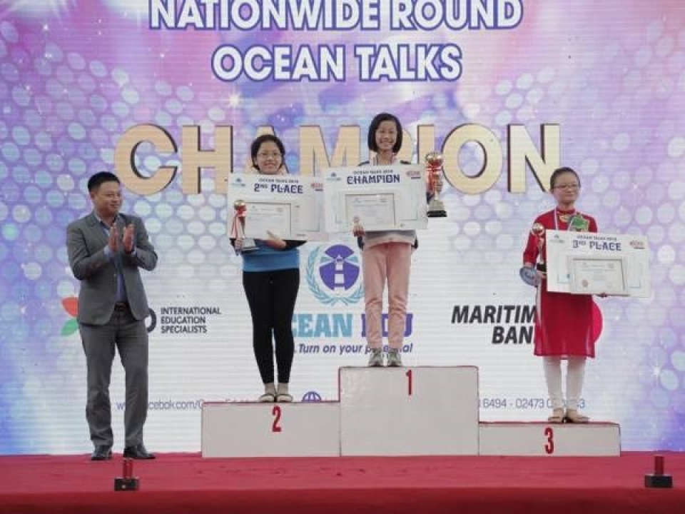 Học sinh Hà Nội giành giải nhất thi tiếng Anh IELTS circle of champion hoc sinh ha noi gianh giai nhat thi tieng anh ielts circle of champion