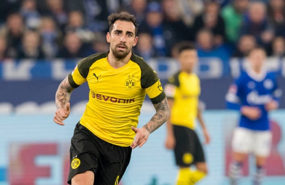 cuoc dua chiec giay vang chau au messi tai lap the thong tri