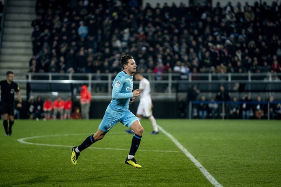 cuoc dua chiec giay vang chau au messi tai lap the thong tri