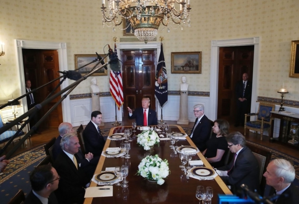 mot ngay cua tong thong my trump dien ra nhu the nao