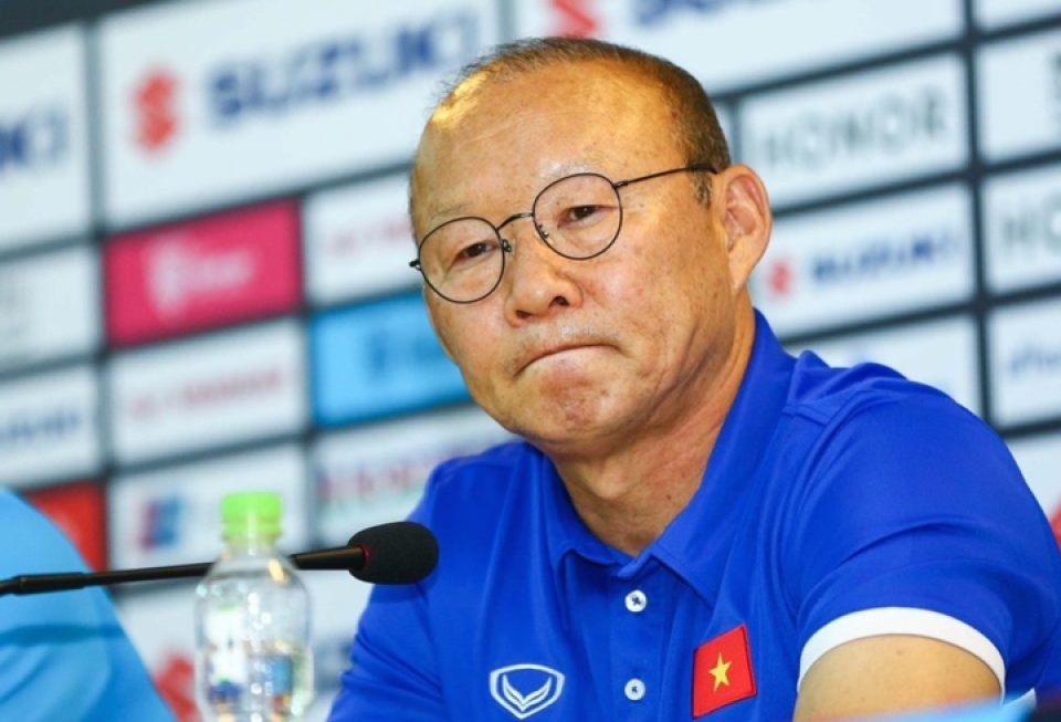 dt viet nam nhuom do doi hinh xuat sac nhat aff cup 2018