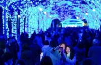 nhat ban choi game tren smartphone lam hong thi luc hoc sinh