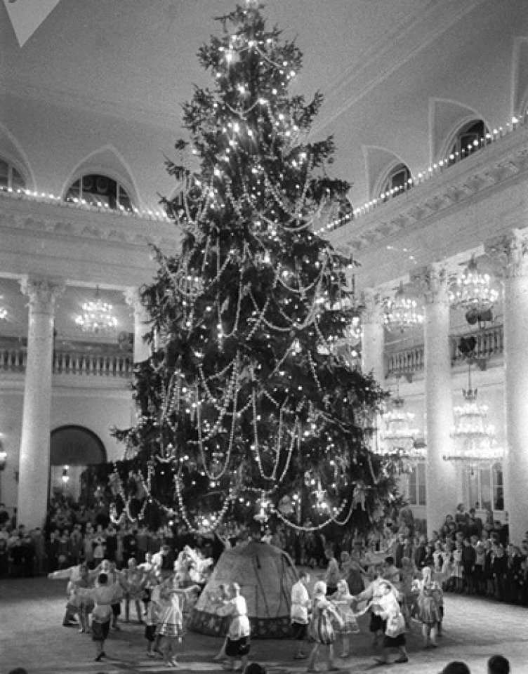 Đón Tết Dương lịch của người dân Liên Xô cach don tet duong lich cua nguoi dan lien xo