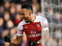 west ham liverpool tro lai quy dao