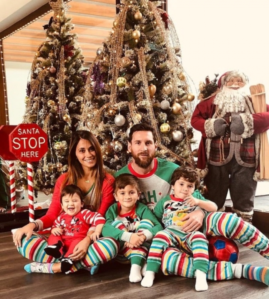 giang sinh am ap cua messi ronaldo va cac ngoi sao bong da