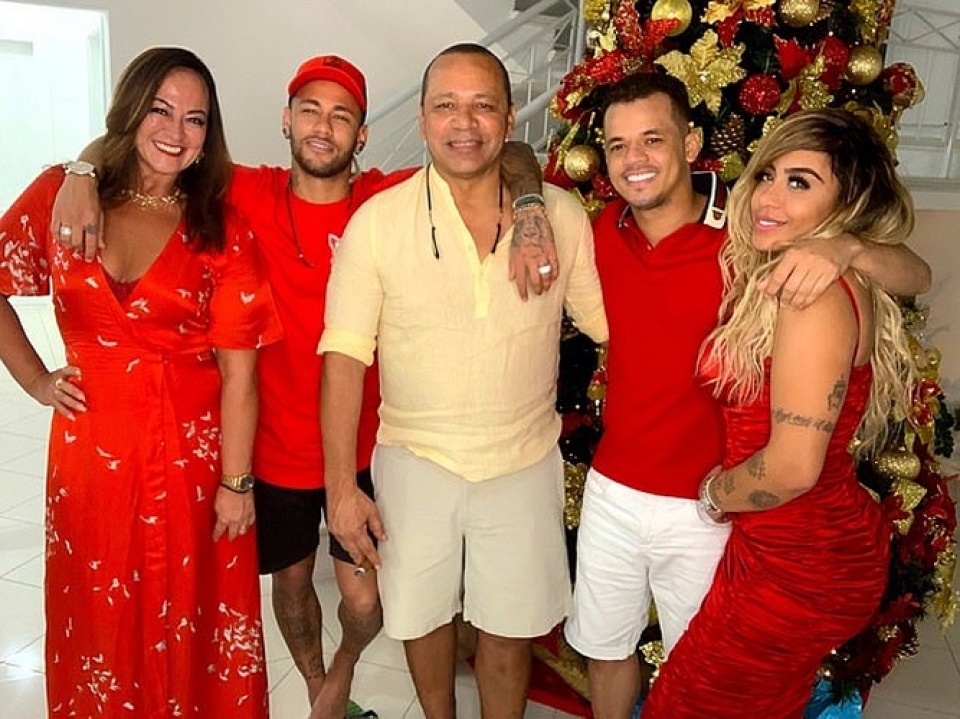 giang sinh am ap cua messi ronaldo va cac ngoi sao bong da