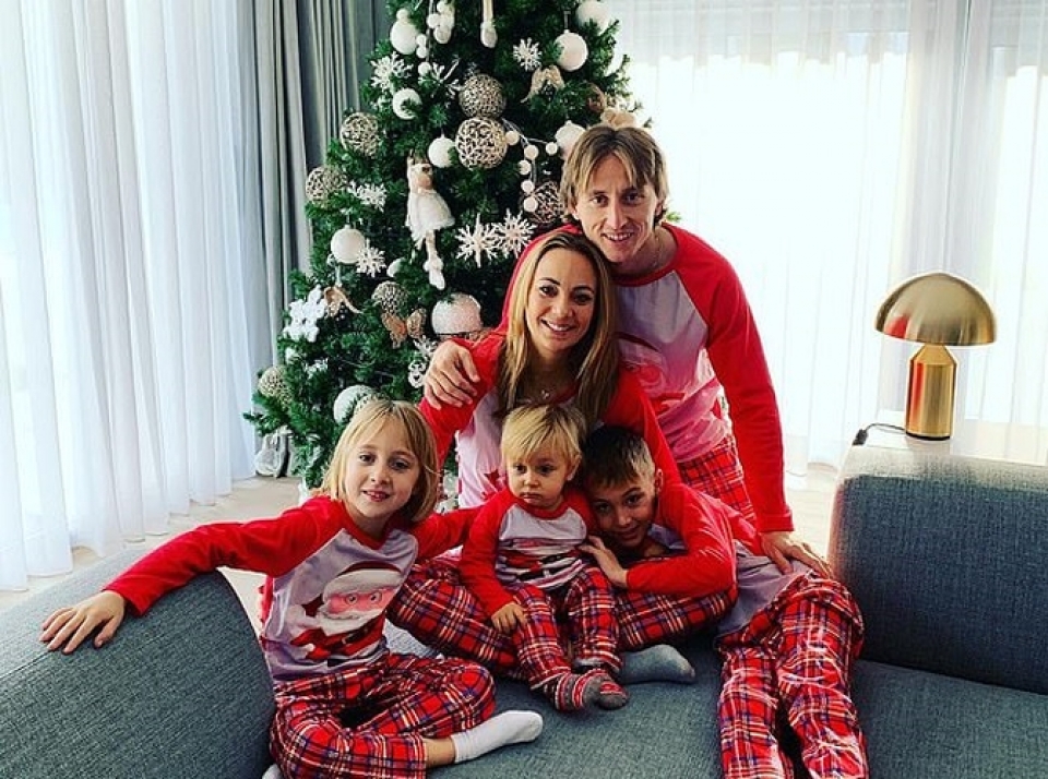 giang sinh am ap cua messi ronaldo va cac ngoi sao bong da