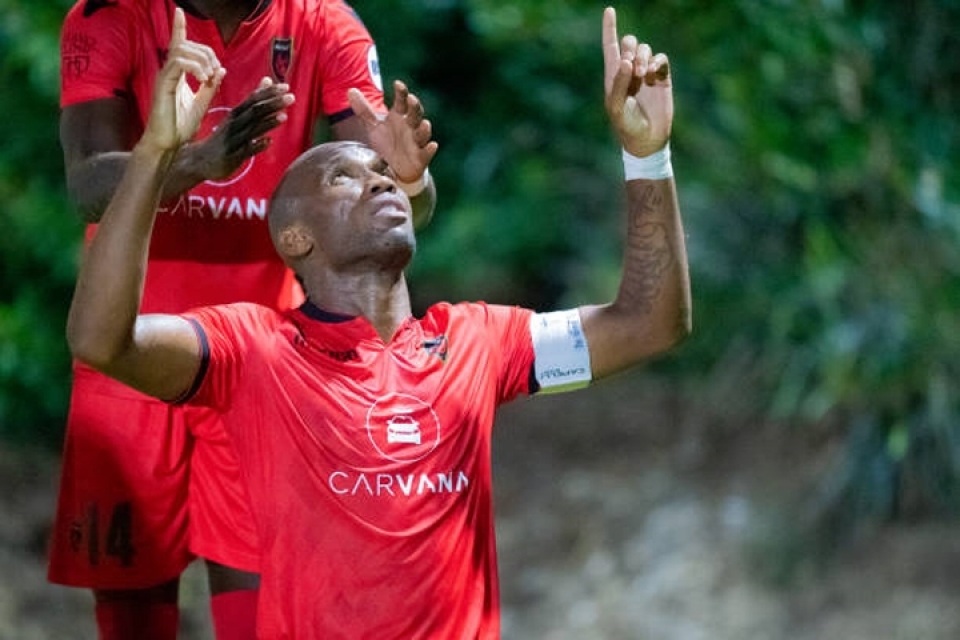 ronaldinho va nhung ngoi sao bong da giai nghe trong nam 2018