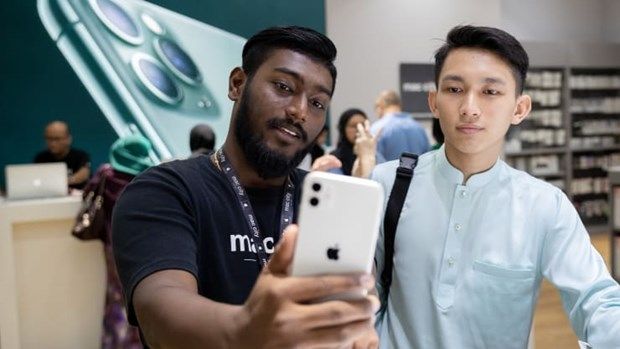 jp morgan apple co thay doi chien luoc phat hanh iphone moi