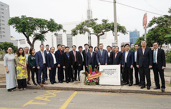 bo truong cong an to lam tham dai su viet nam tai mozambique