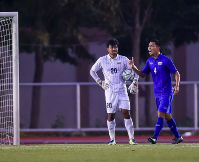 hlv nishino cho cau thu nghi ngoi chua voi trieu tap u23 thai lan