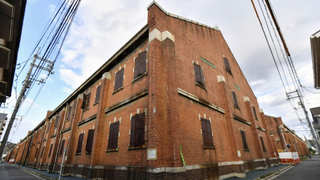 nhat ban toa nha van song sot va dung vung sau tran bom nguyen tu