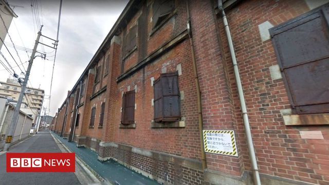 nhat ban toa nha van song sot va dung vung sau tran bom nguyen tu