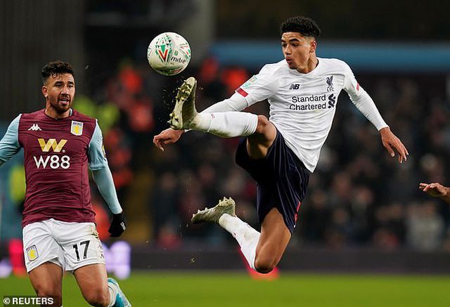 su dung doi u23 liverpool nhan that bai e che tai league cup