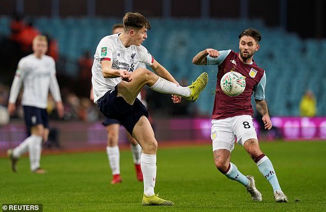 su dung doi u23 liverpool nhan that bai e che tai league cup